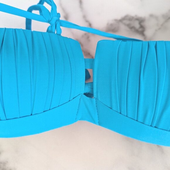 Immerse Wear Bikini - Picture 2 of 4